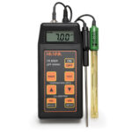 Hanna Portable pH mV Meter HI8424
