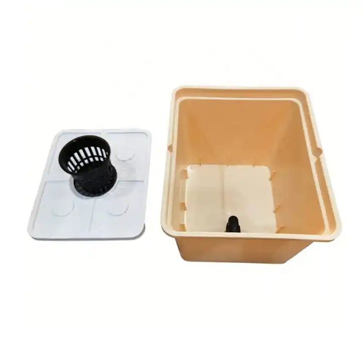 Dutch Bato Bucket 11L with Cover and Net Pot Set 1 Dutch Bato Bucket 11L with Cover and Net Pot Set